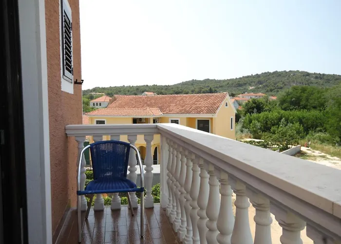 Appartement By The Sea - Ugljan - 8253